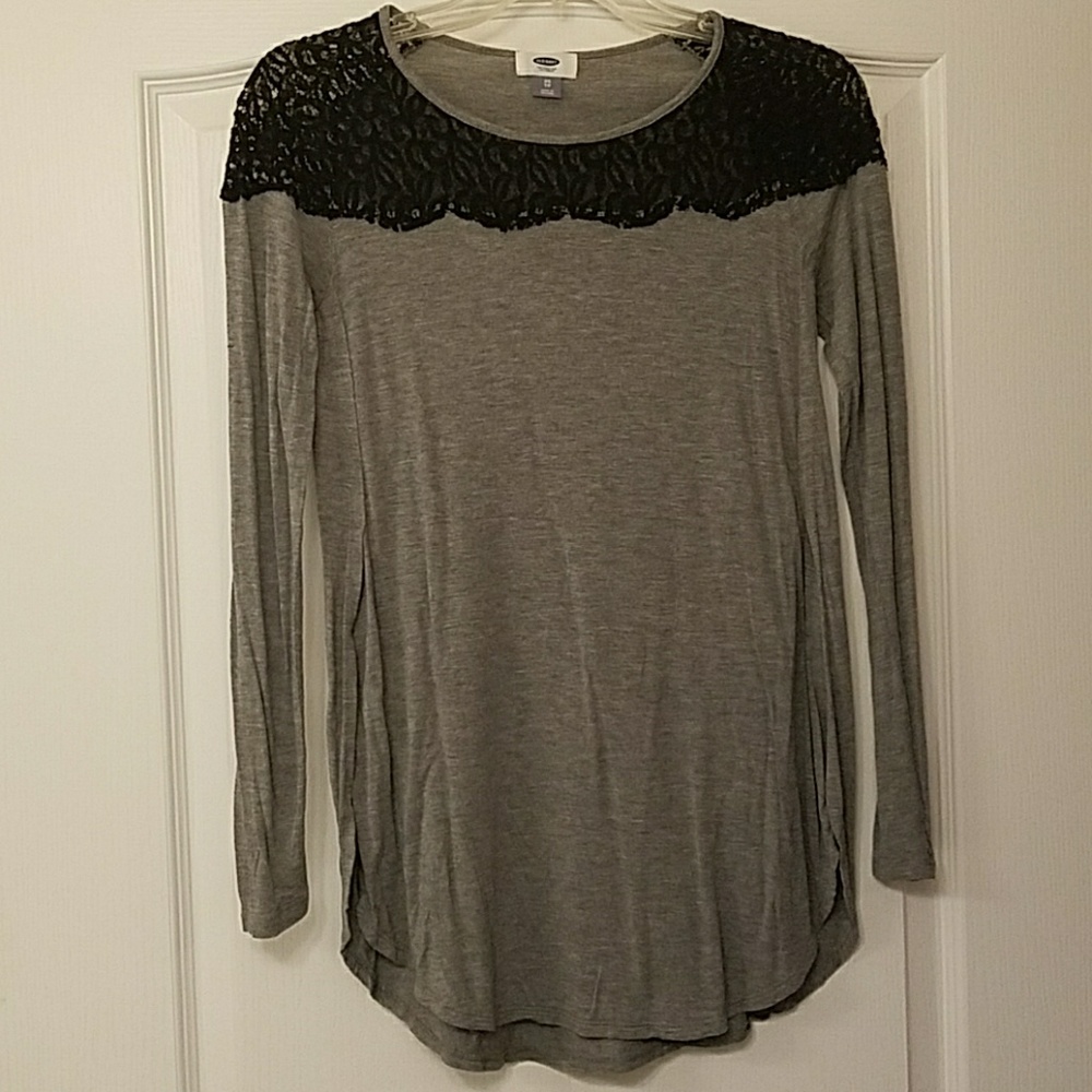 Old Navy long sleeve shirt